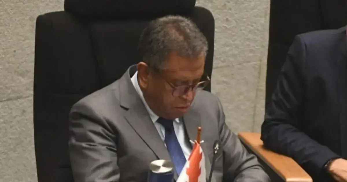 El ministro Oviedo en su interpelación en la Asamblea Legislativa.