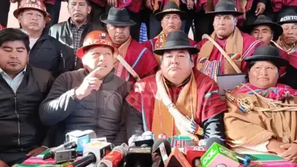 COB y Federación Túpac Katari radicalizan conflicto en La Paz.
