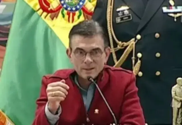 El Presidente este viernes en declaraciones ante la prensa.