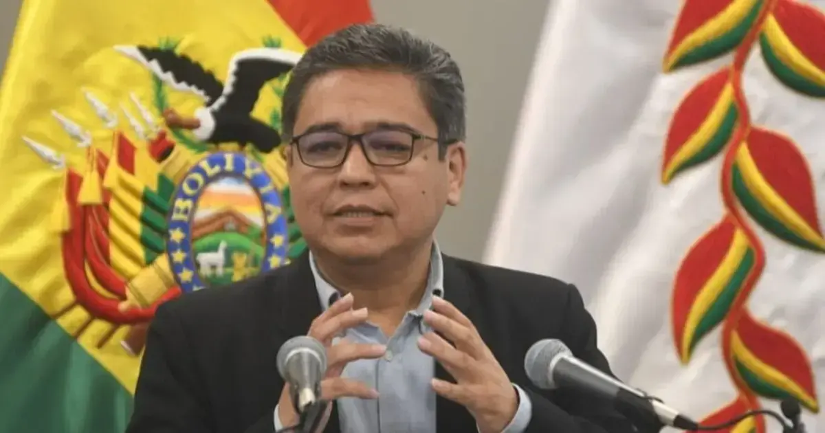 José Luis Gálvez en conferencia de prensa.