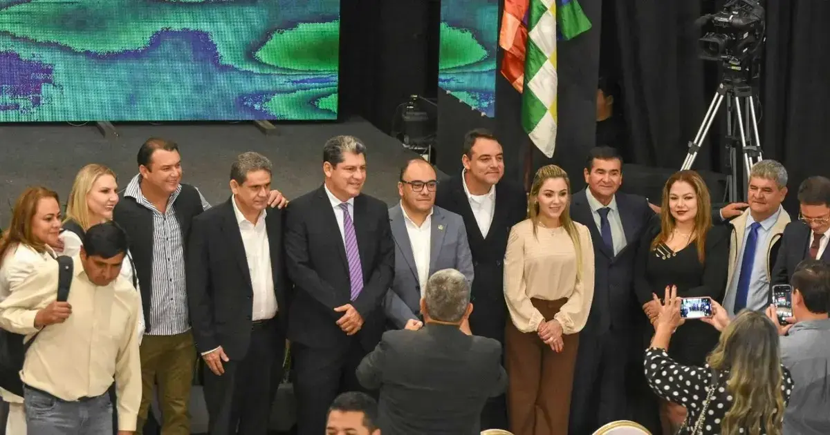 Autoridades regionales y de distintas entidades del Estado se reúnen en la ciudad de Cochabamba / Foto APG