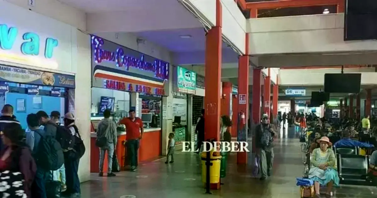 Pasajeros en la Terminal Bimodal