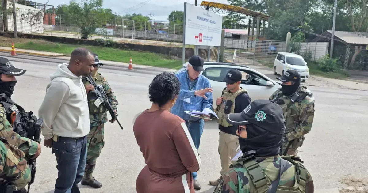 Los ciudadanos brasileños fueron entregados a la Policía Federal de Brasil
