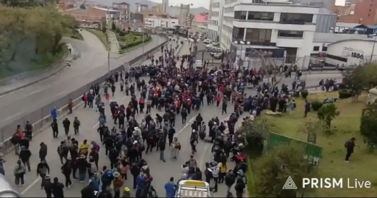 Bloqueo a la altura del puente de la Cervecería.