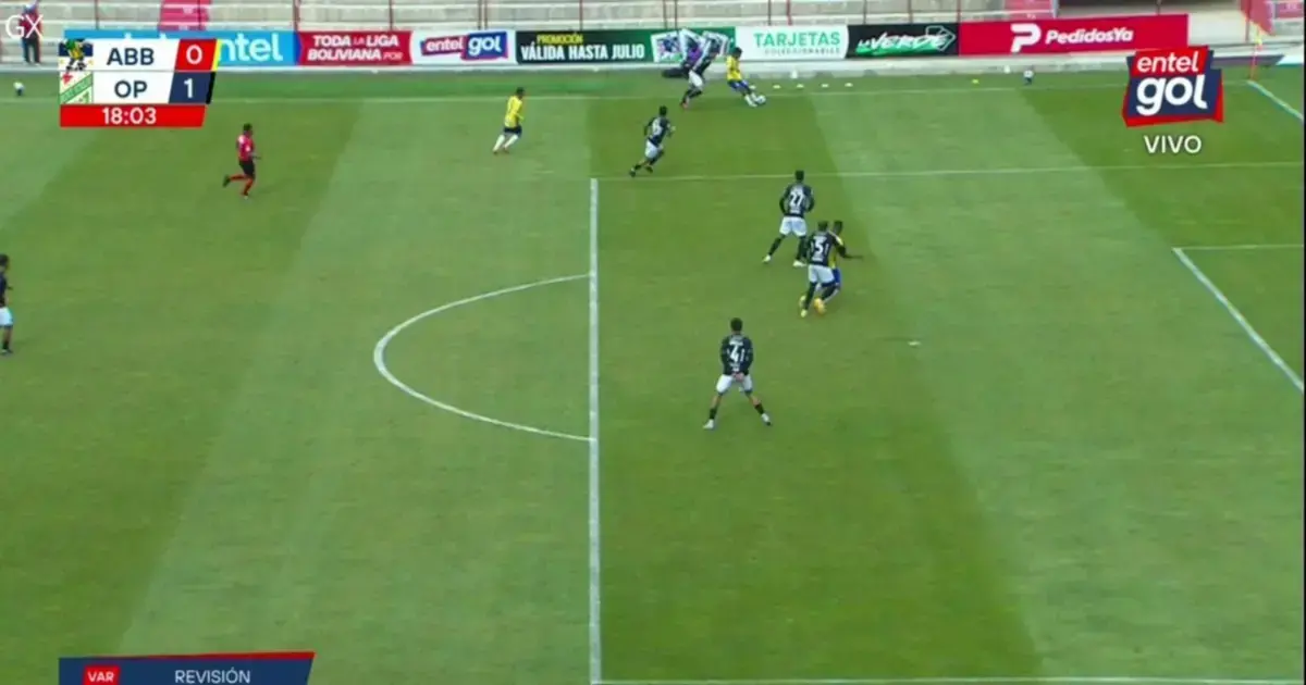 Captura de video de la acción ilícita de ABB en el partido contra Oriente Petrolero.