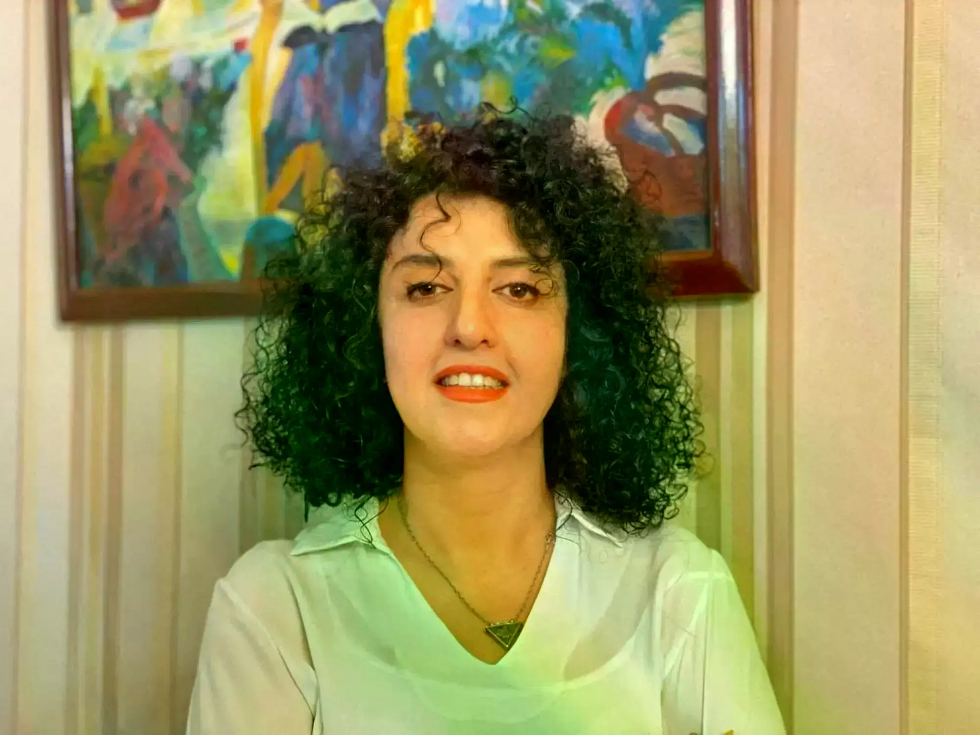 Narges Mohammadi, premio Nobel de la Paz 2023, internada en el hospital Pars de Teherán.