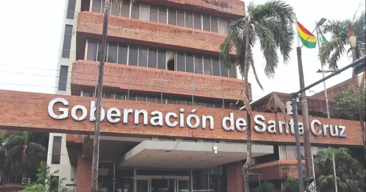 La Gobernación anuncia recorte operativo y reorganización institucional para enfrentar crisis financiera