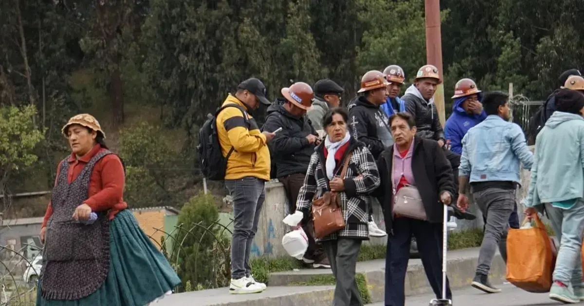 Cortes de rutas en zonas fronterizas ocasionan severos contratiempos a la gente
