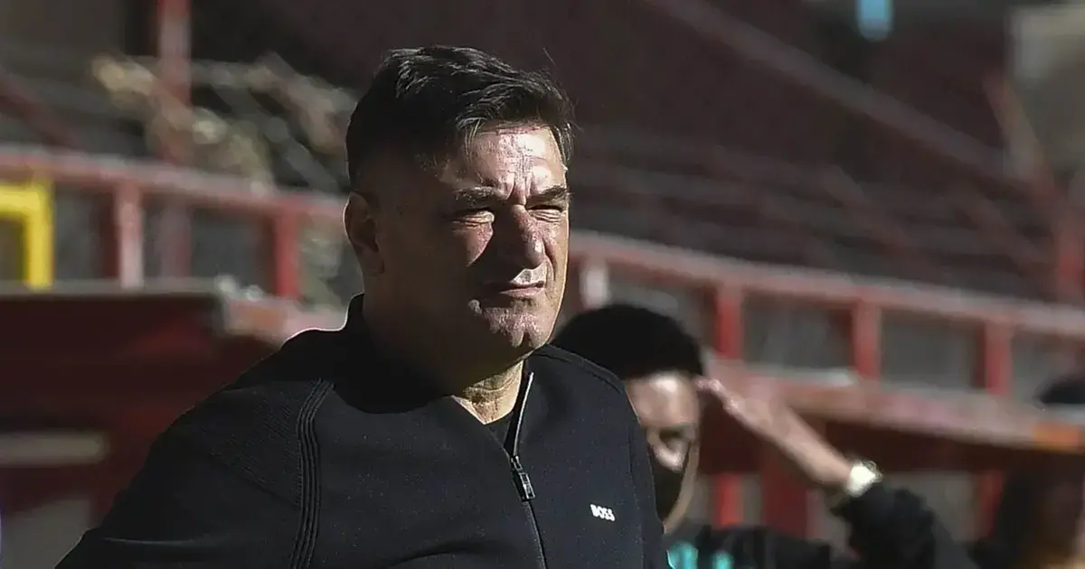Marcelo Straccia, DT de Always Ready, en el partido ante el Tigre.