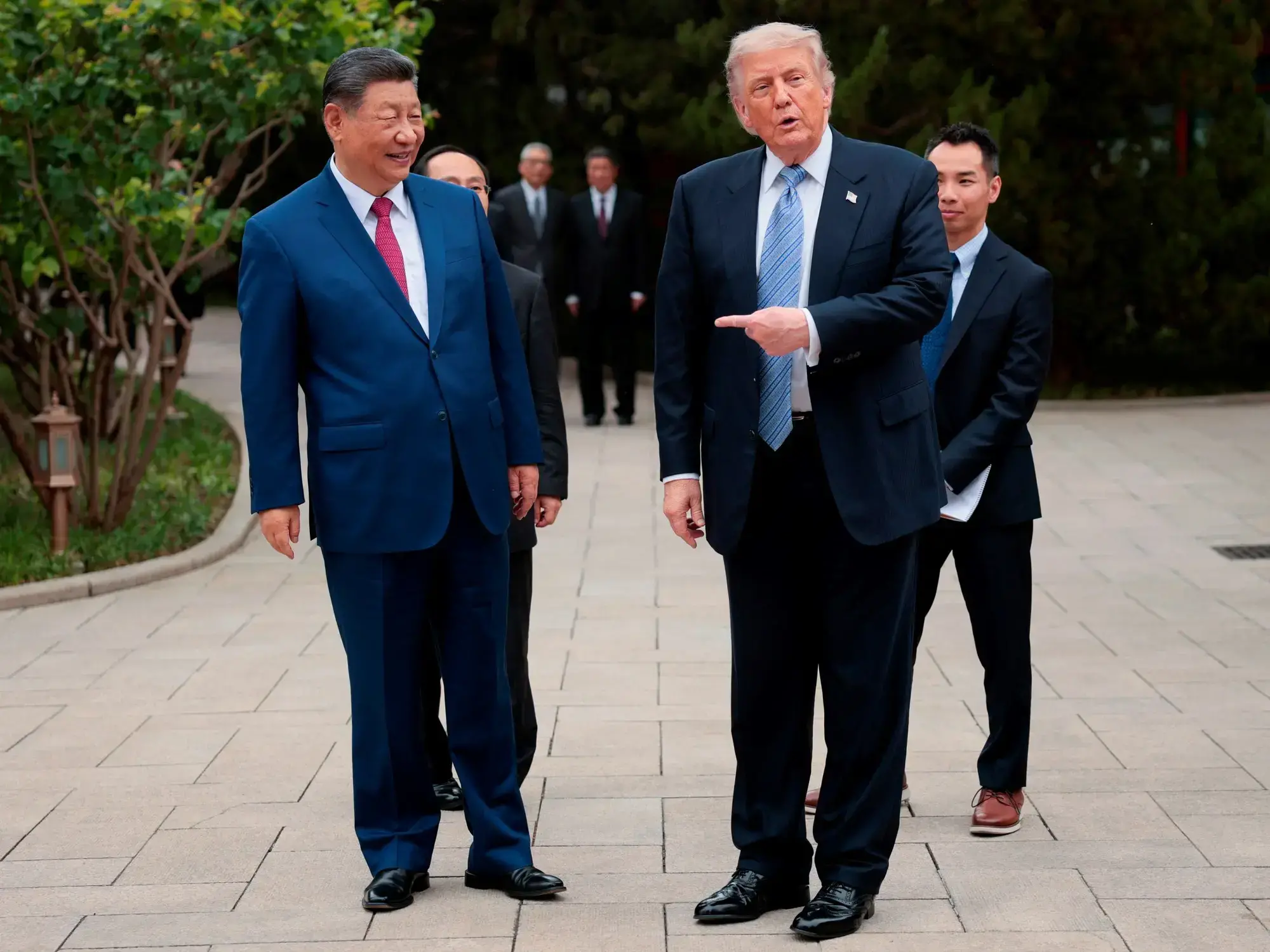 El presidente chino, Xi Jinping, y el estadounidense, Donald Trump, en el complejo de Zhongnanhai, en Beijing.
