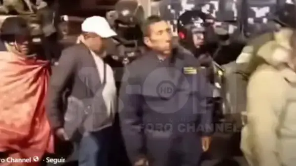 Campesinos aprehendidos en el desbloqueo a Río Seco.