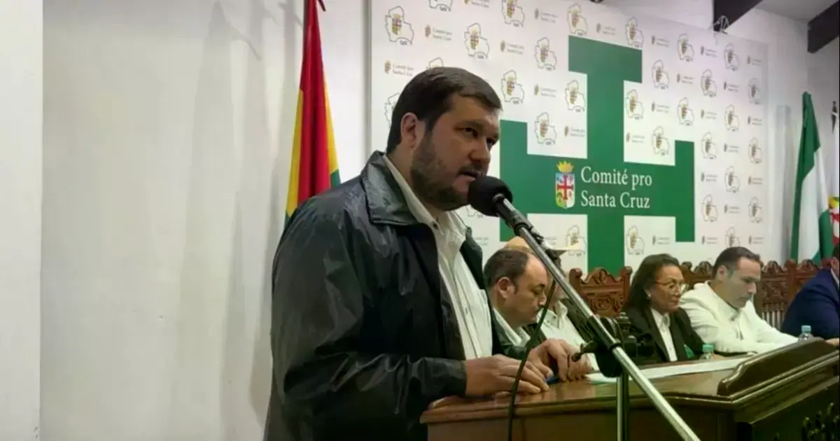 Stello Cochamanidis, presidente del Comité pro Santa Cruz