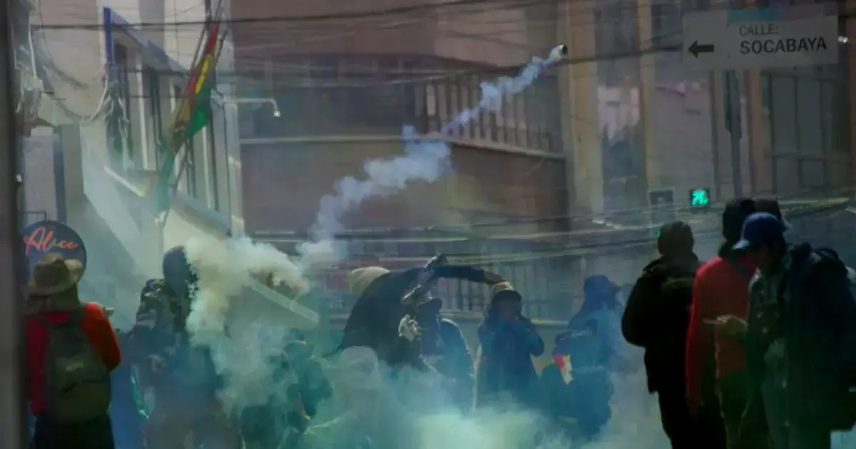La violencia provocada por los manifestantes dejó periodistas y ciudadanos heridos