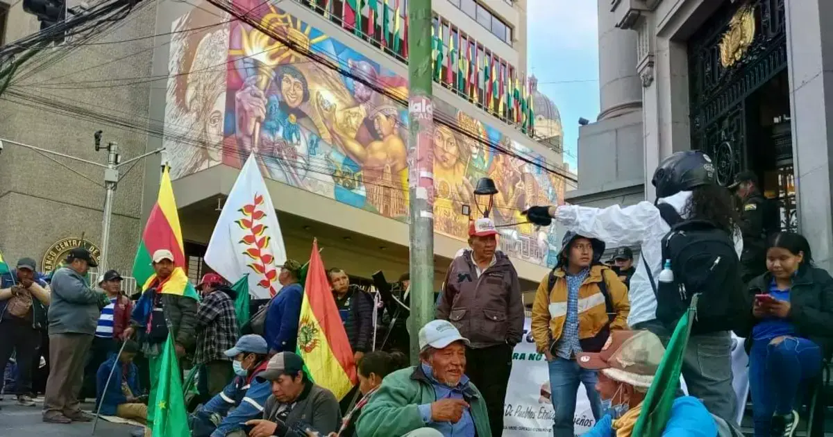 Campesinos de Pando y Beni realizan vigilia exigiendo la abrogación de la Ley 1720