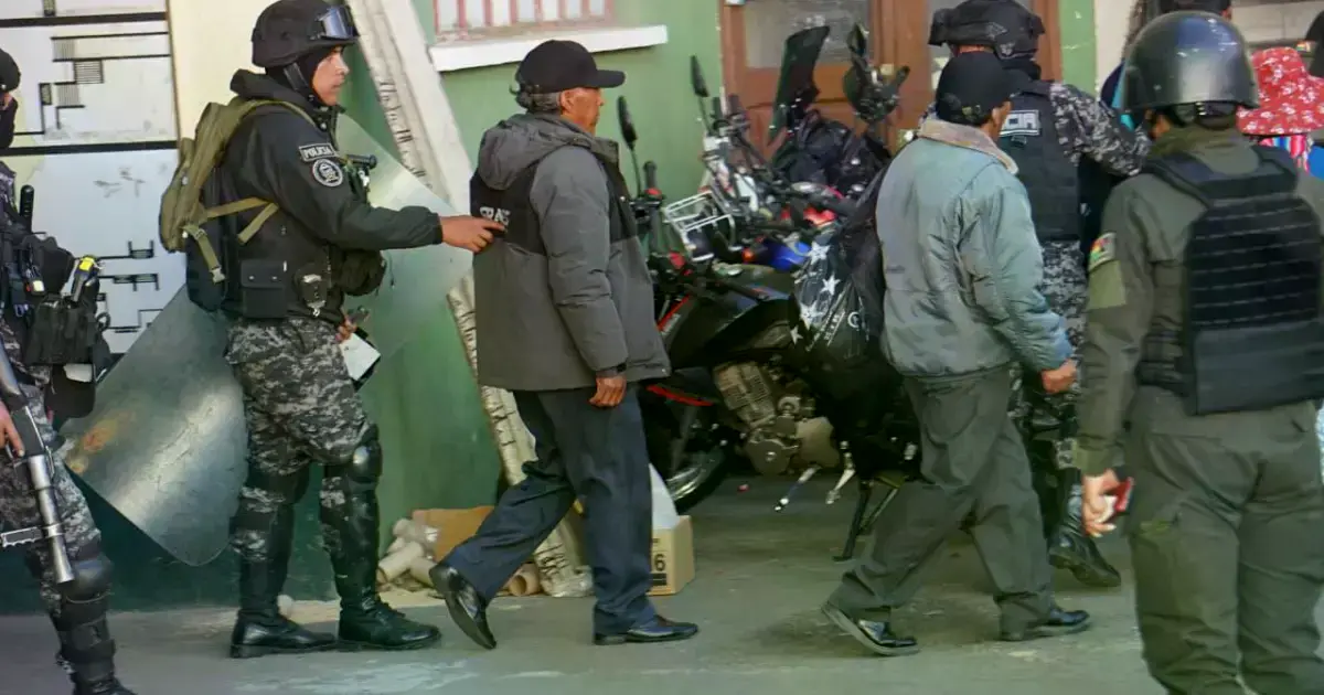 Algunas de las personas que fueron llevadas a dependencias policiales
