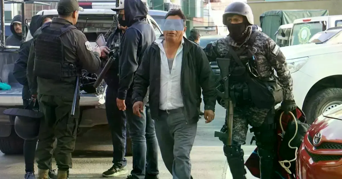 La Policía arrestó a más de 100 personas el día de los actos vandálicos.