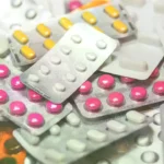 Industria farmacéutica advierte riesgo de desabastecimiento y pide puente aéreo en Bolivia