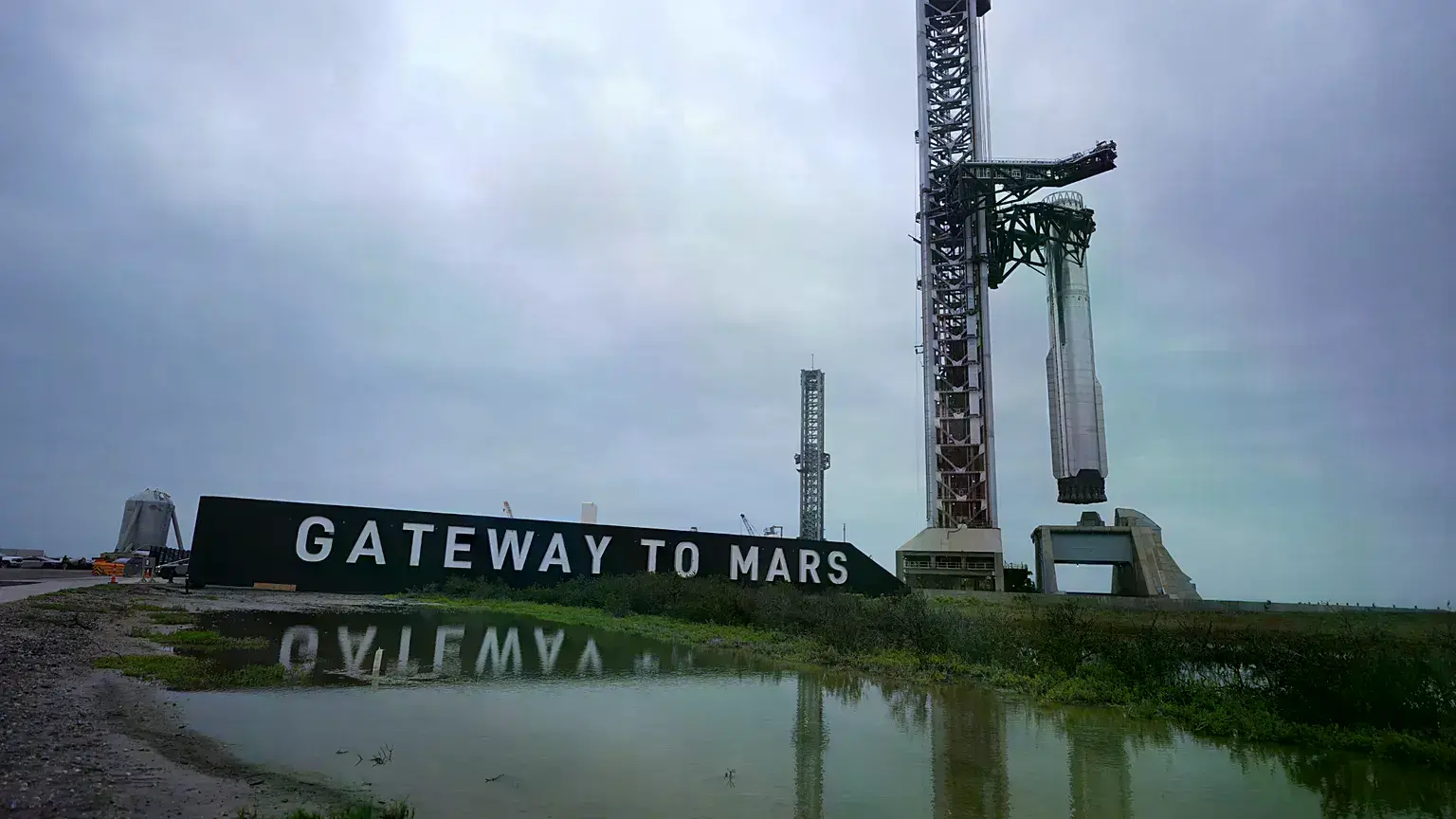 SpaceX elige a Goldman Sachs como líder de su histórica salida a bolsa
