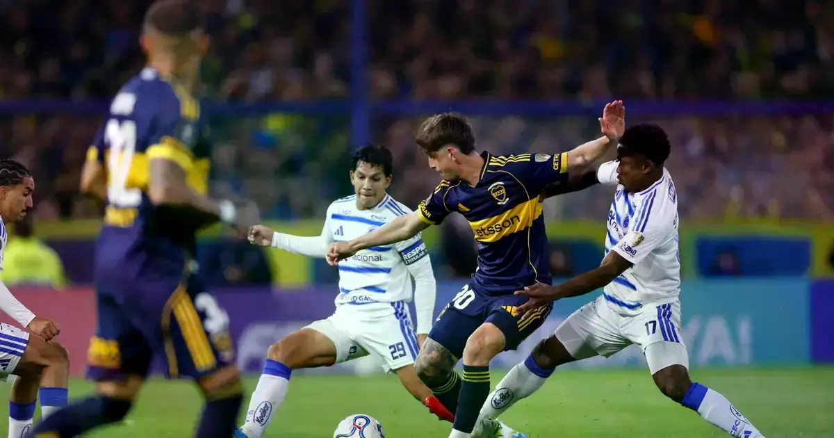 Foto de EFE del partido entre Boca y Cruzeiro en La Bombonera.