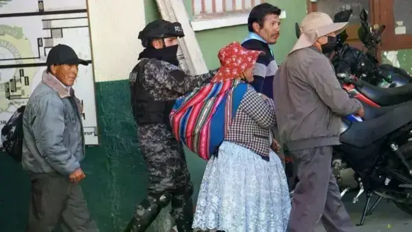Detenidos en la jornada violenta del lunes