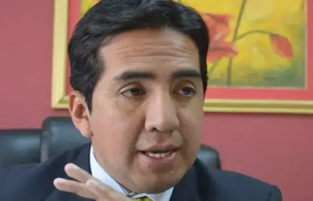 El nuevo ministro de Trabajo, Williams Bascopé.