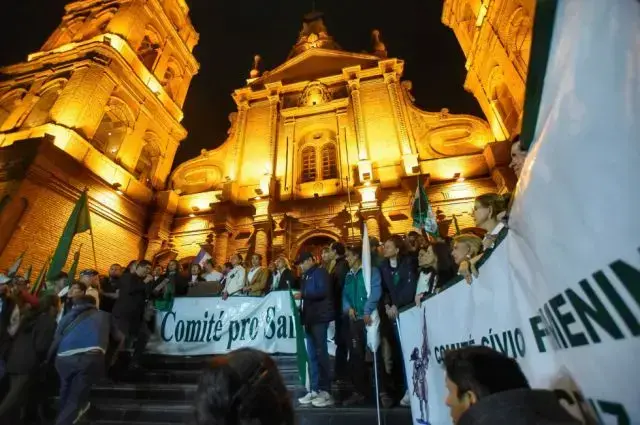 La concentración en la plaza 24 de Septiembre de Santa Cruz.