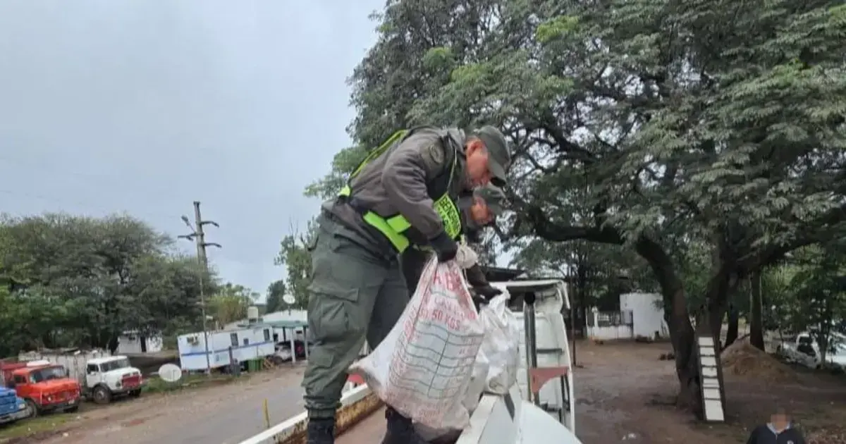 La droga fue hallada en un camión cisterna proveniente de Bolivia