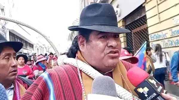 Dirigente de los ponchos rojos, Vicente Salazar.