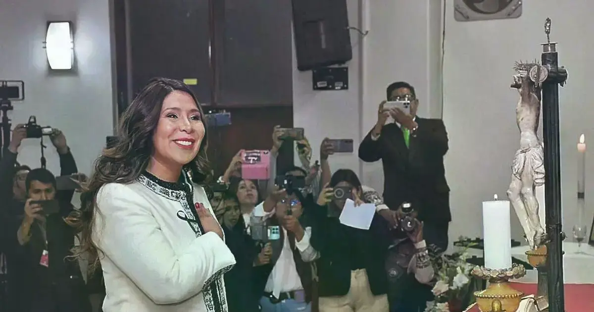Fátima Tardío es posesionada como la nueva alcaldesa de Sucre.