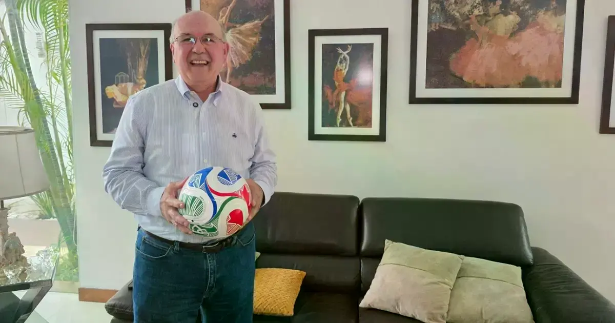 Ladislao Giménez durante su visita a Santa Cruz en 2026.