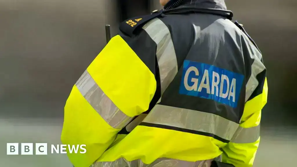 La policía irlandesa confirmó que el cuerpo de la adolescente fue rescatado por los guardacostas.