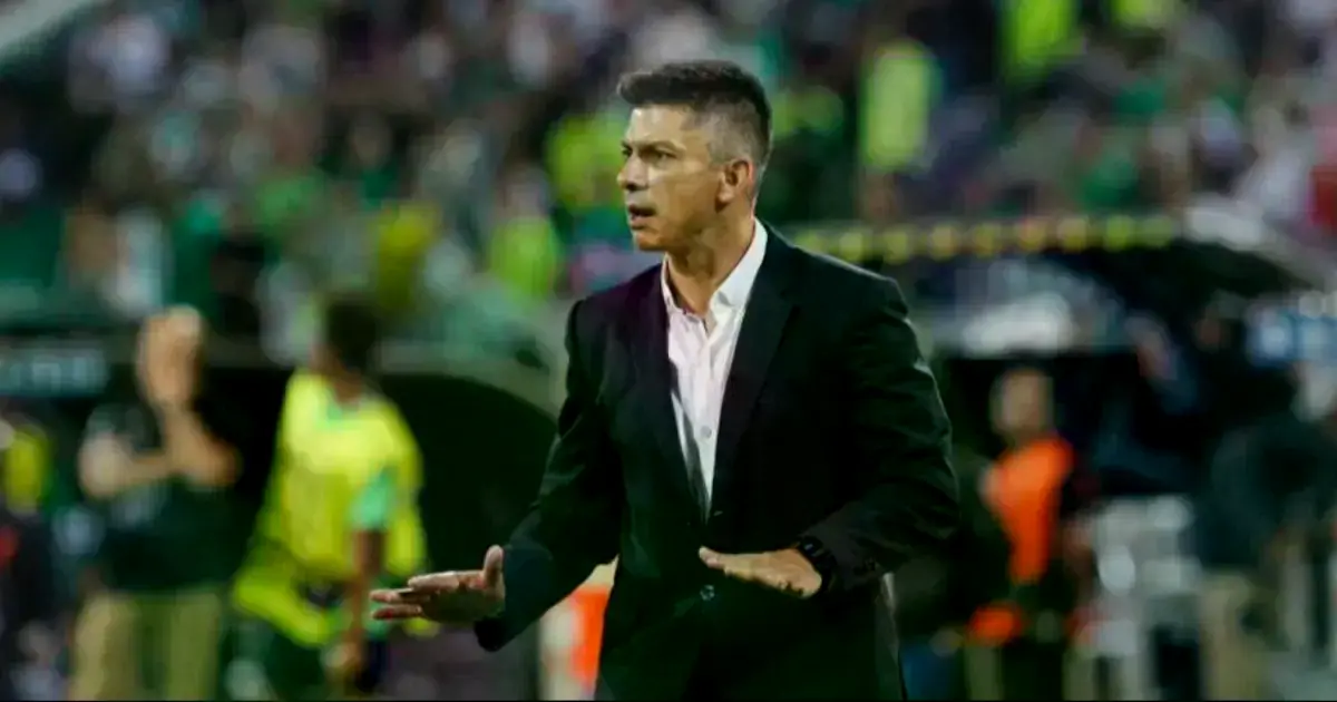Gustavo Florentin ya está en Santa Cruz y estuvo en la sede de Oriente. Foto: GF