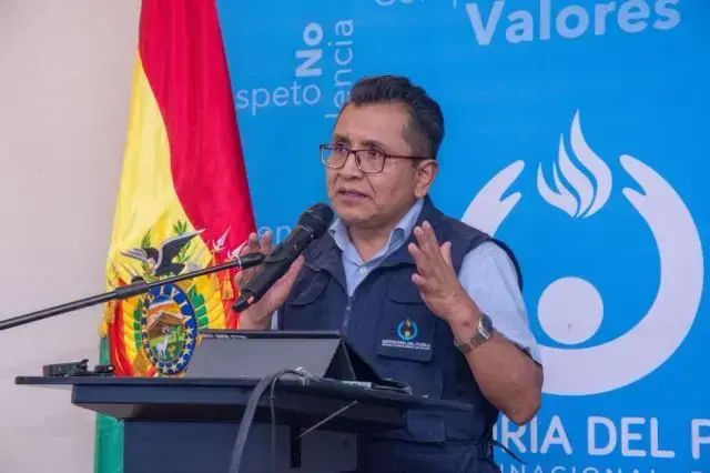 El defensor del Pueblo, Pedro Callisaya.