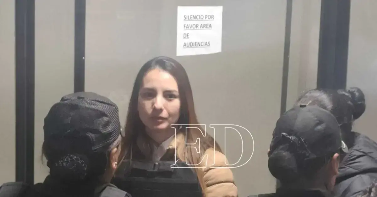 Exdiputada Laura Rojas llega a su audiencia este martes