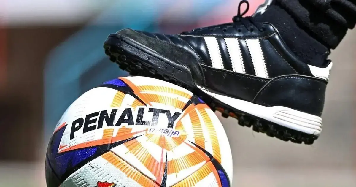 Fútbol paceño afectado por conflictos