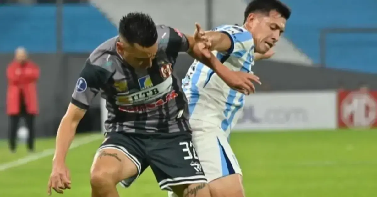 Racing Club de Avellaneda e Independiente se enfrentaron por la Copa Sudamericana.