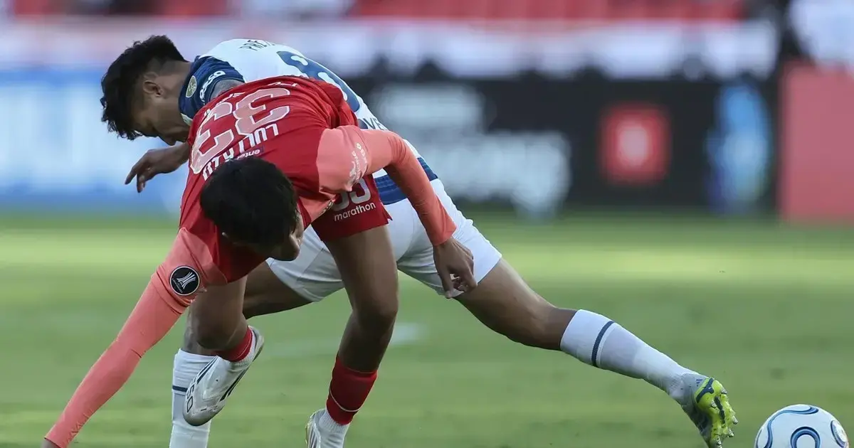 El equipo de la banda roja paceña quedó eliminado de la Copa Libertadores.
