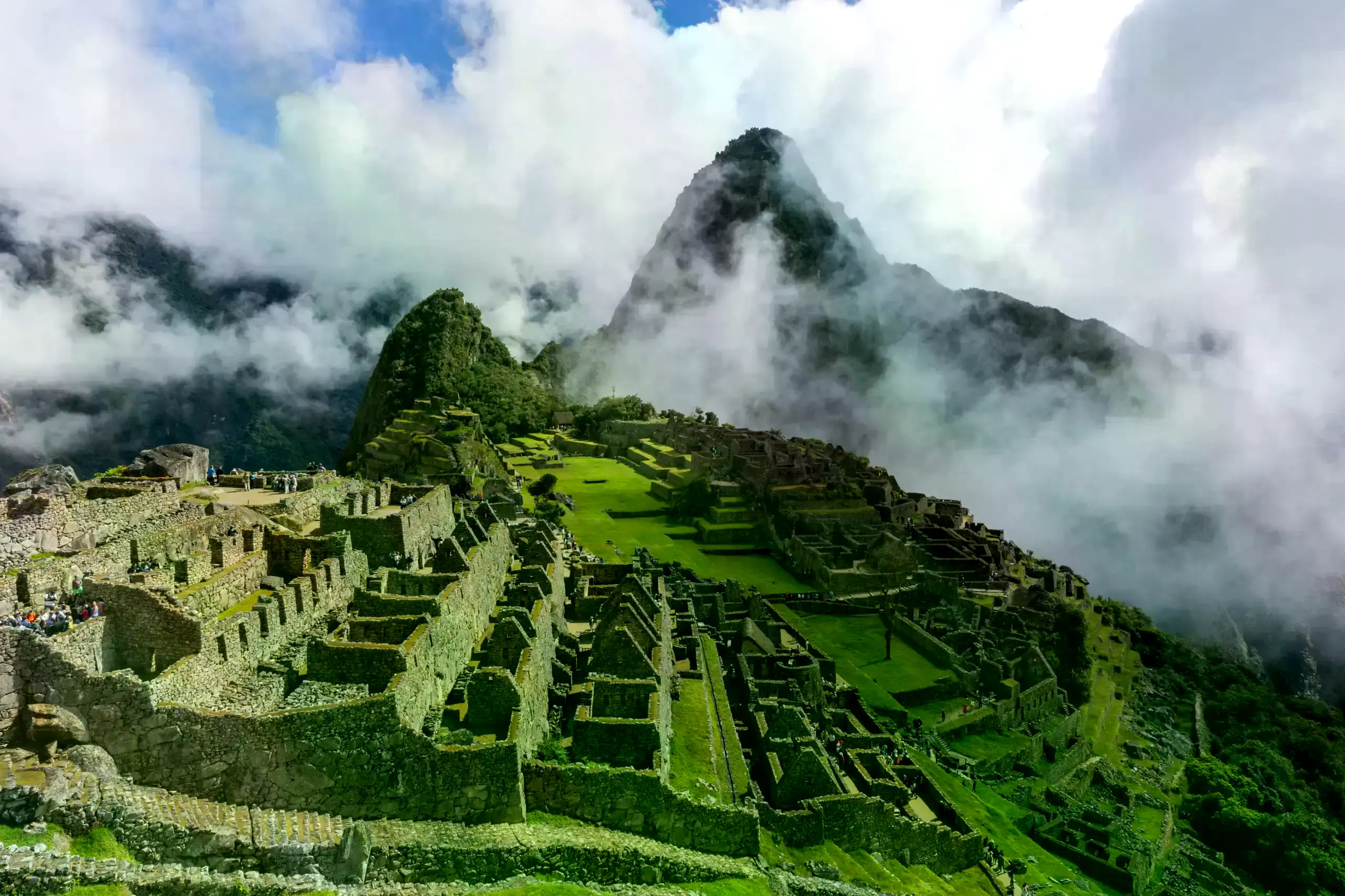 Machu Picchu corre el riesgo de perder su estatus de maravilla mundial.