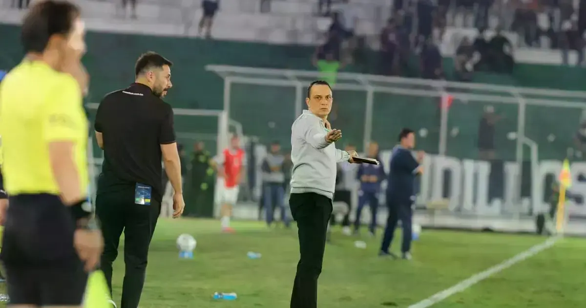 Alejandro Restrepo como Dt de Bolívar en Copa Libertadores