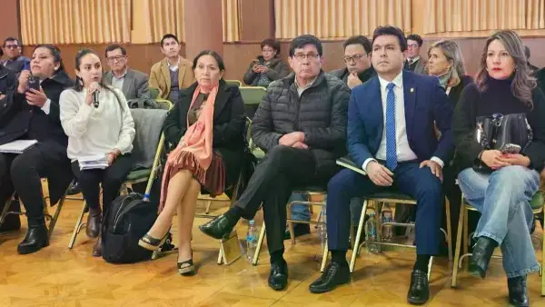 Los legisladores son parte del proceso de diálogo que se busca instalar con los dirigentes.