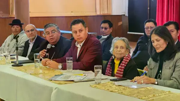 La mesa de diálogo.