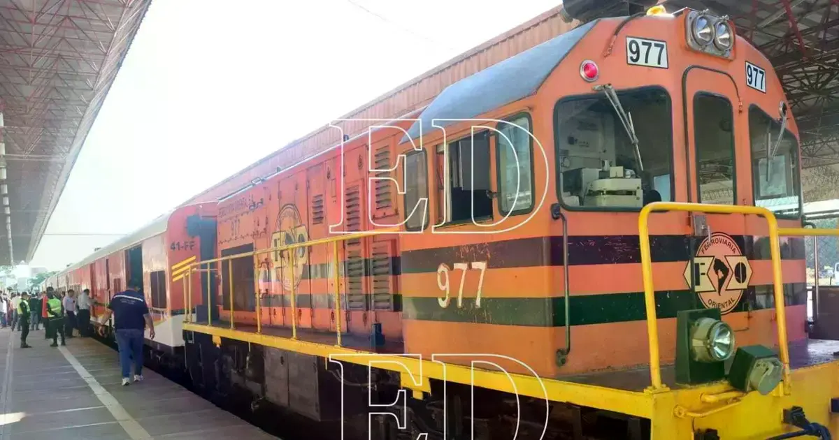 El Expreso Oriental vuelve a las rieles