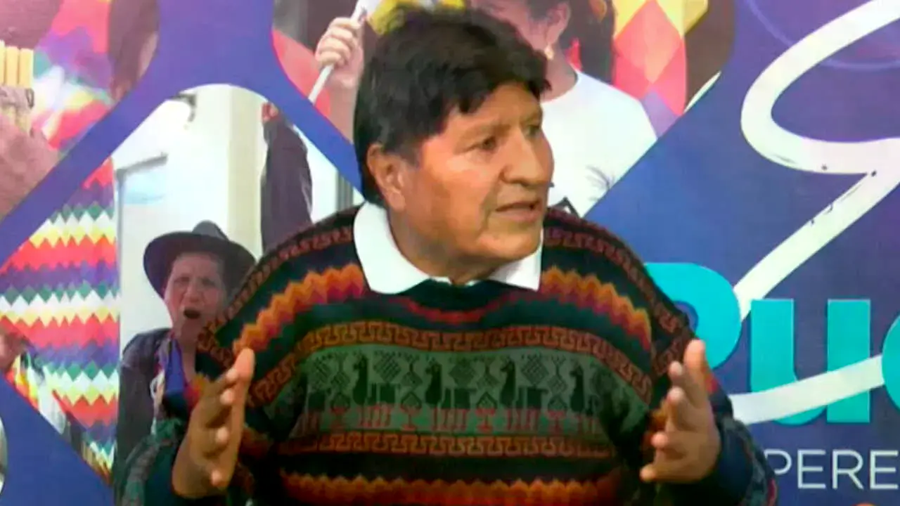 Evo Morales durante su programa matinal.