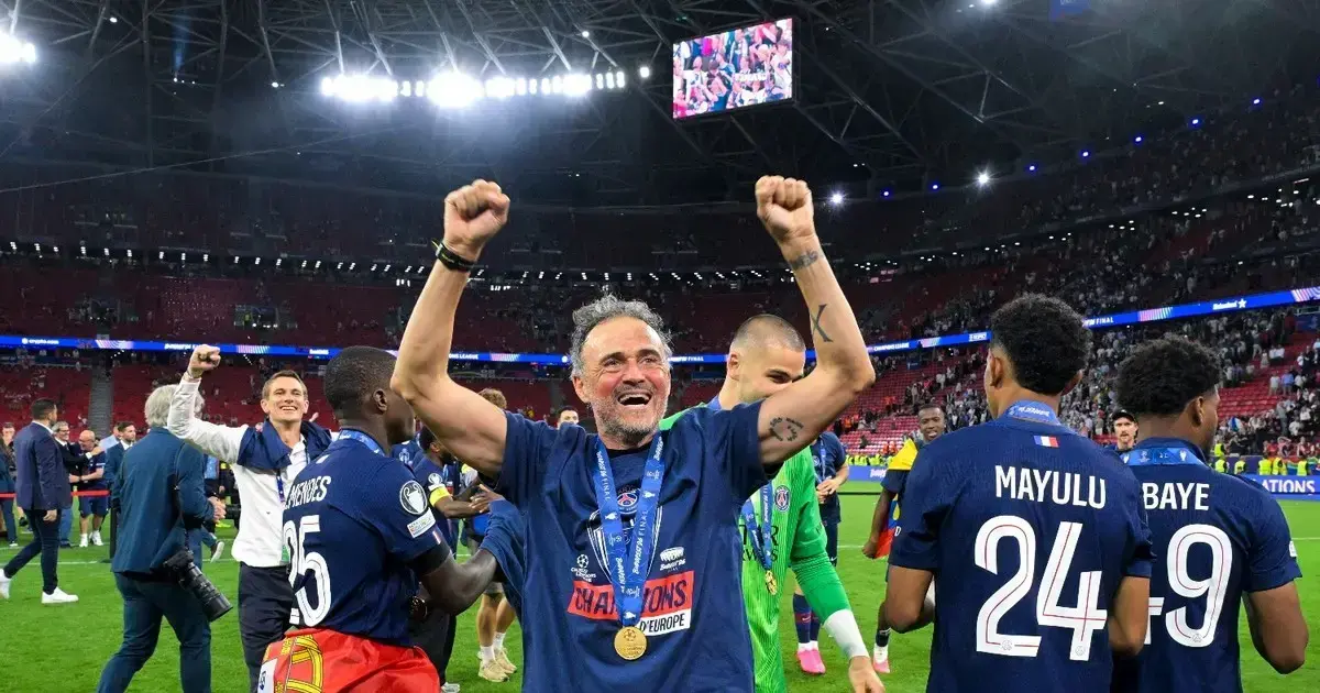 Luis Enrique festeja la victoria.