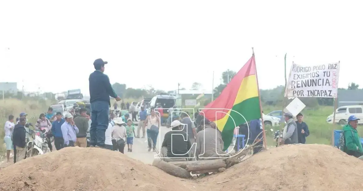 Bloqueo en San Julián perjudica a pasajeros, vehículos y productos