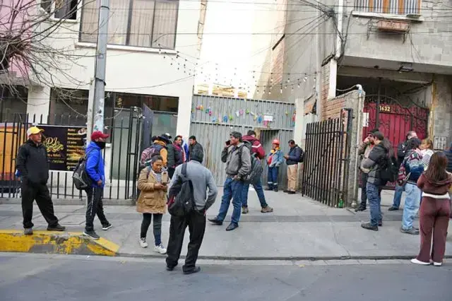 Dirigentes de la COB antes del ampliado de este domingo.