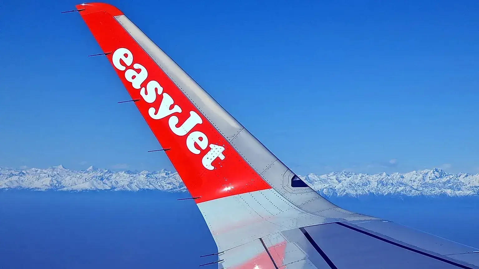 Castlelake estudia una oferta de compra por EasyJet y sus acciones se disparan un 12%