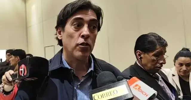 Zamora este martes en contacto con la prensa de Sucre.