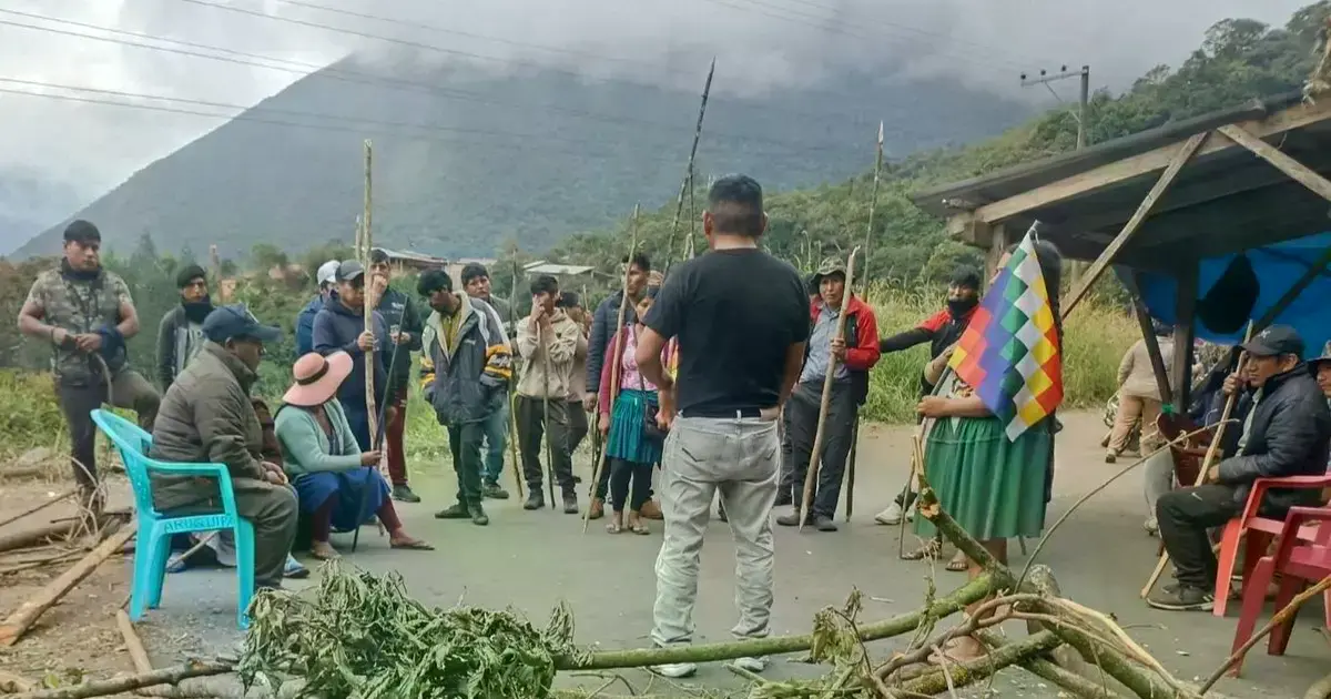 Uno de los bloqueos instalados en Cochabamba.
