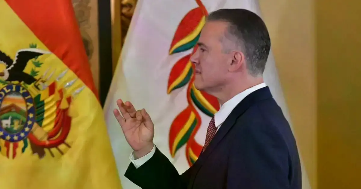 Ernesto Justiniano pasó de viceministro a ministro.